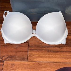 Victorious Secret WEAR EVERYWHERE SUPER PUSH UP!